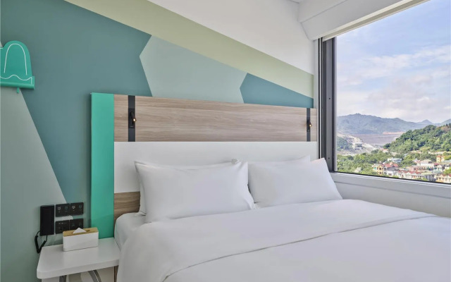 Tru by Hilton Hoa Binh City Centre