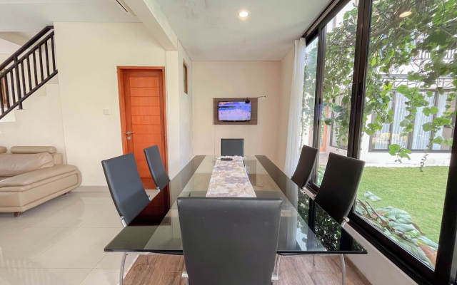 Spacious And Homey 3Br At Villa Casa De Uli