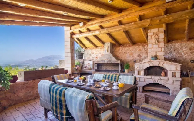 Samonas Traditional Villas Purple Villa Malotira - 85m Maisonette
