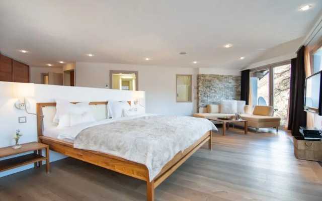 Waldhotel Fletschhorn Private Whole Hotel in Saas-Fee: 360 Alpine Views & Sauna