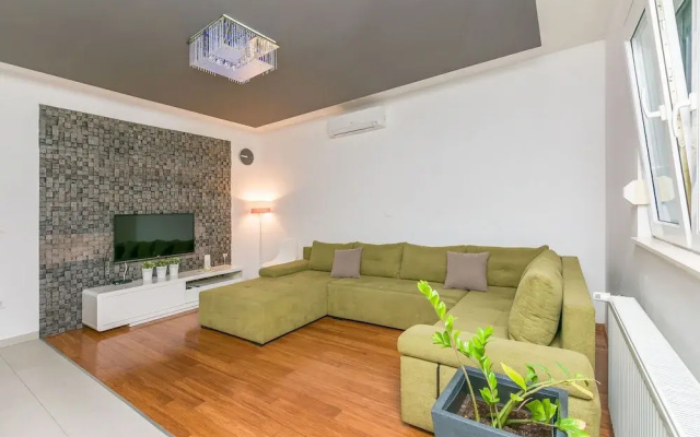 Apartment Mario