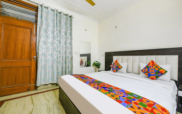 Fabexpress Winsome Inn
