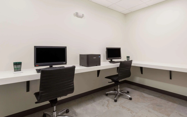 Wingate by Wyndham Altoona Downtown/Medical Center