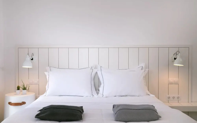 Seven Santa Maria Paros Boutique Hotel