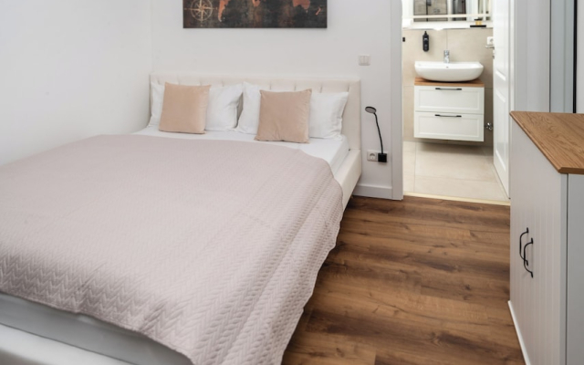 Cozy 9 Hotel