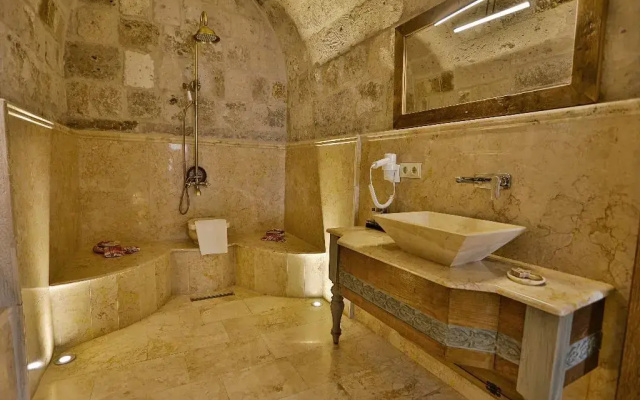 Отель Şah Saray Cave Suites Halal
