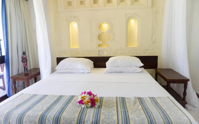 Reef Hotel