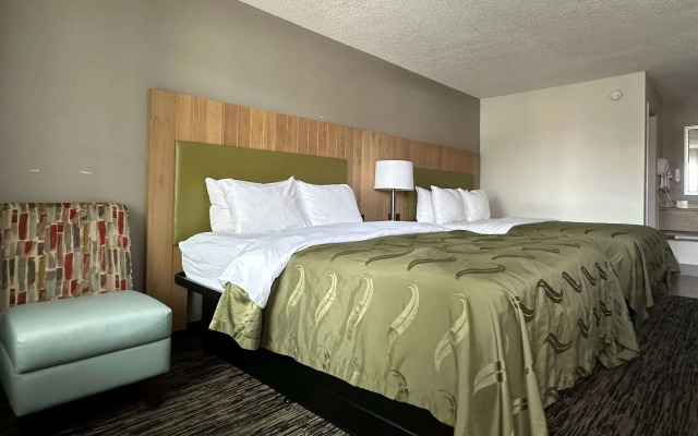Quality Inn Calhoun