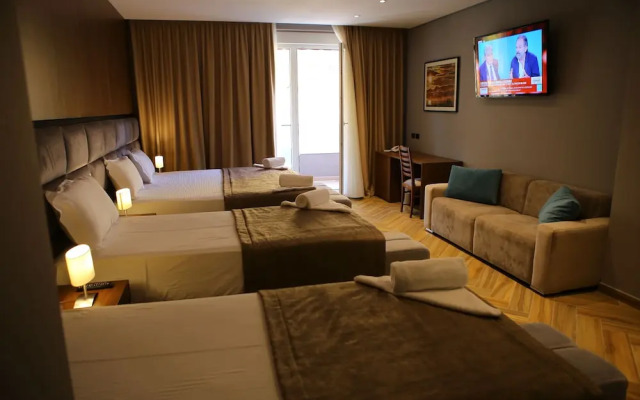Twin Towers Hotel