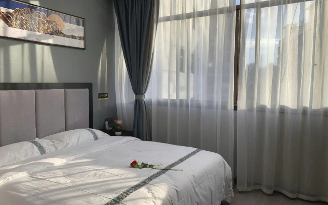 Aeston Hotel
