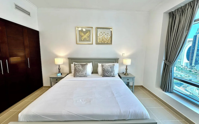 Lux BnB Burj Views