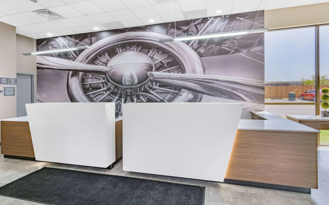 Wingate by Wyndham Wichita Airport