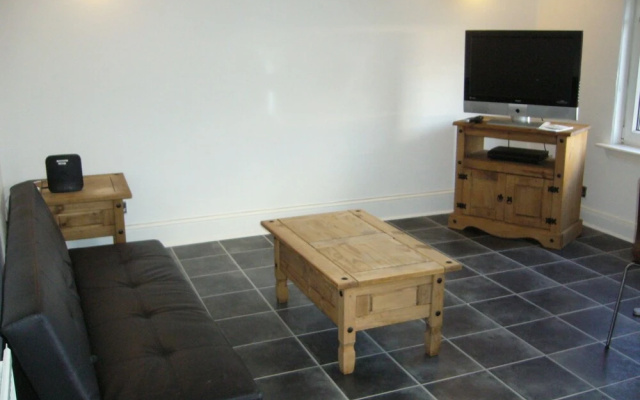 Attlee Place