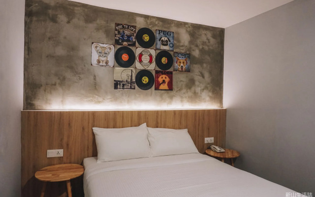 CIQ HOTEL at Jalan Trus