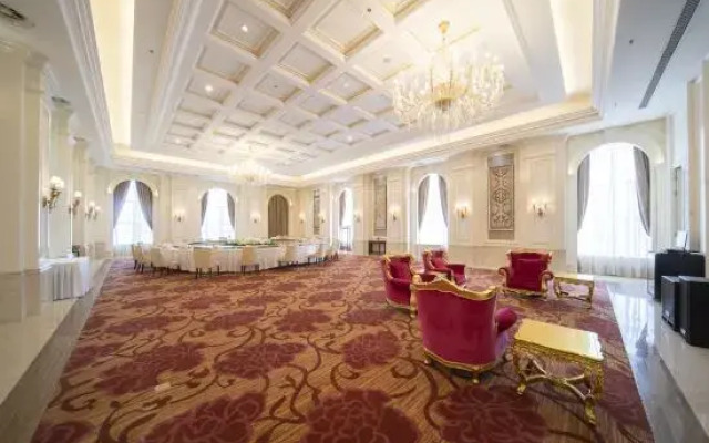 Yili Hotel