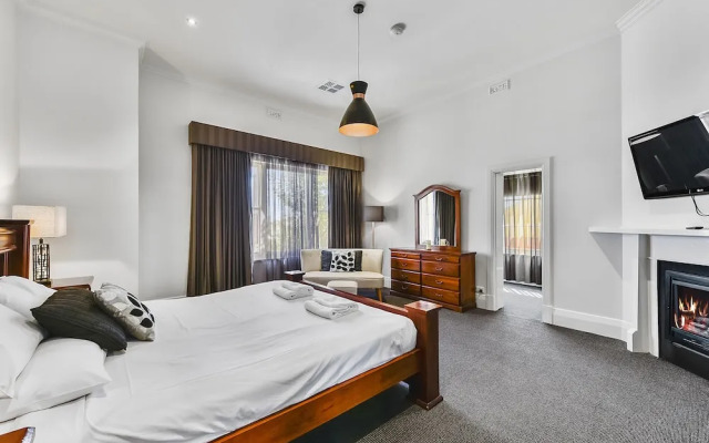 Wyatt Guest House