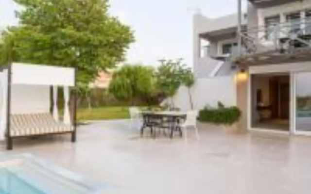 Villa Fivos With Private Pool by Lefkadastay