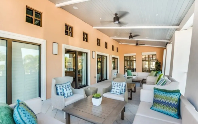 Fabulous 8 Bed Villa Pool & Spa, Movie Theater 1805c