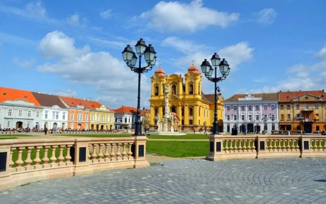2 bedrooms appartement with furnished terrace and wifi at Timisoara