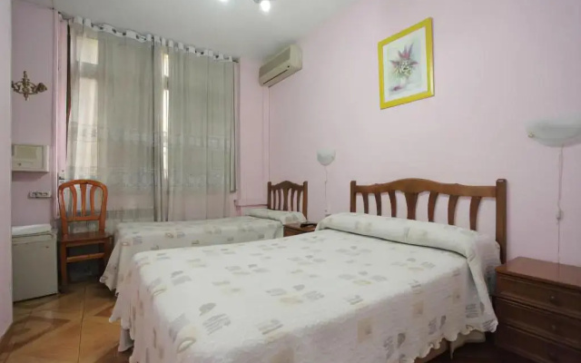 Hostal Fuentesol