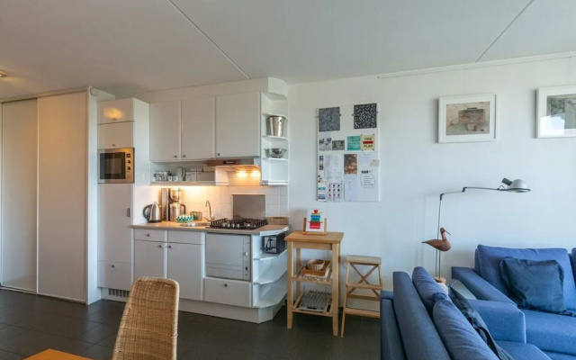 Apartment With Kitchen