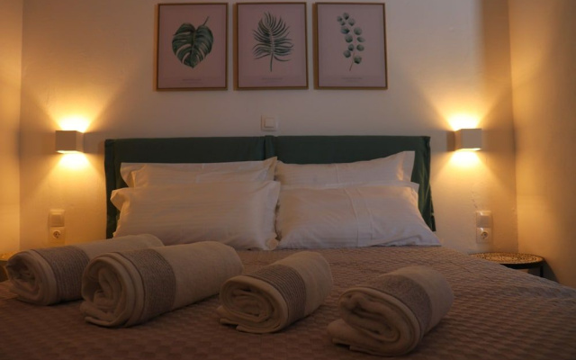 Aerenia Luxury Suites