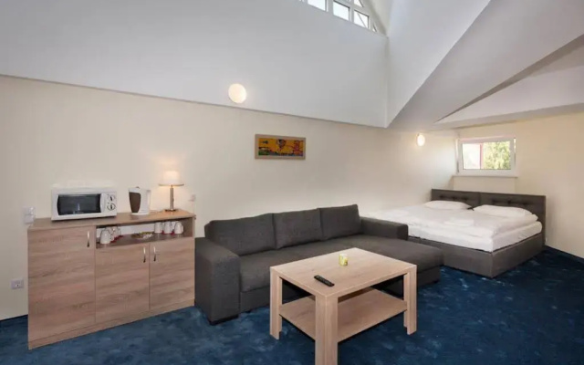 Tauras Center Hotel