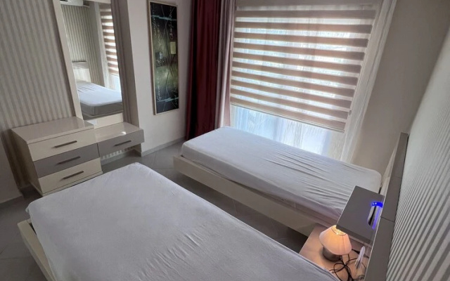 Luxury 2 Bedroom With Pool 300 Meters to the sea