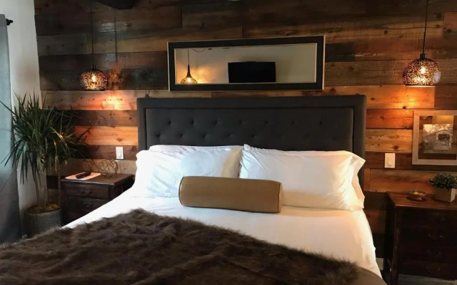 Shell Beach Inn