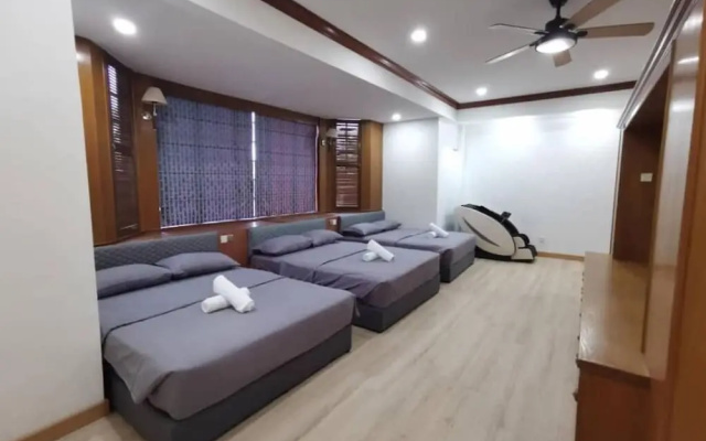 Seremban Resort Villa by uBook
