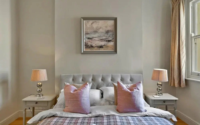 Villa in Sidmouth With Sea Views