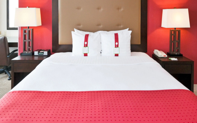 Holiday Inn Hotel & Suites Waco Northwest by IHG