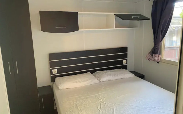 Cinque Terre 6 Person Campsite Chalet 326 Near sea