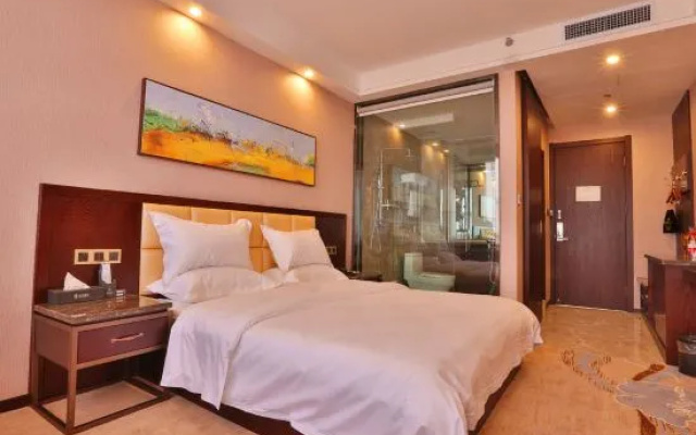 Blue Diamond Hotel