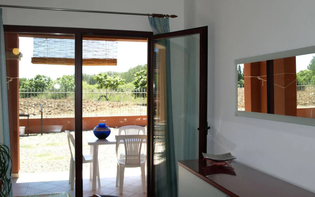 Le Domus De Chia