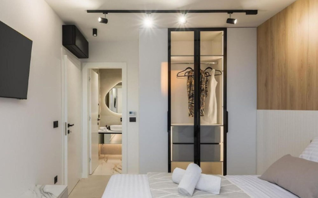 Luxury Villa With Swimming Pool and Sauna