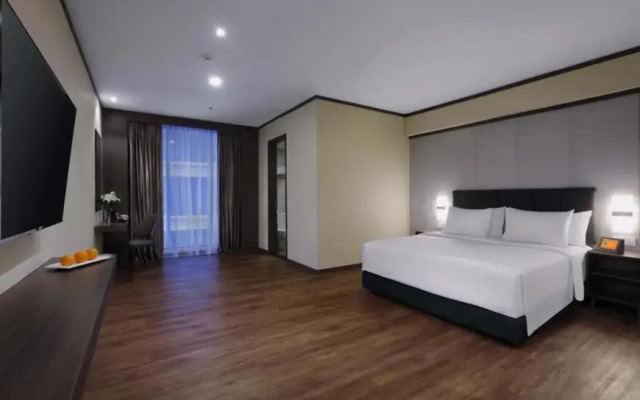 Harper Premier Nagoya Batam