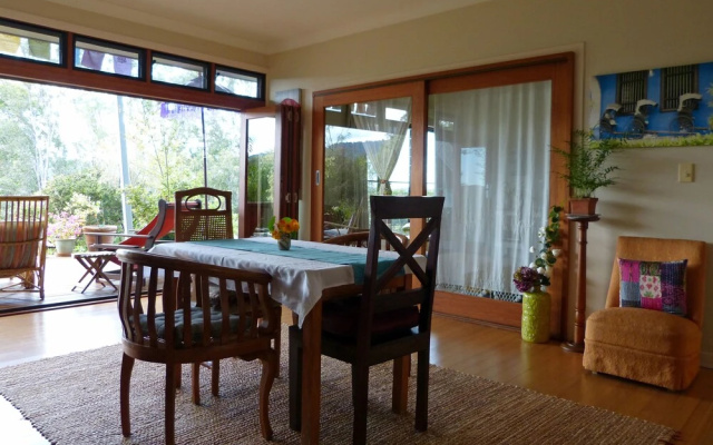 Simba Sunrise Bed & Breakfast