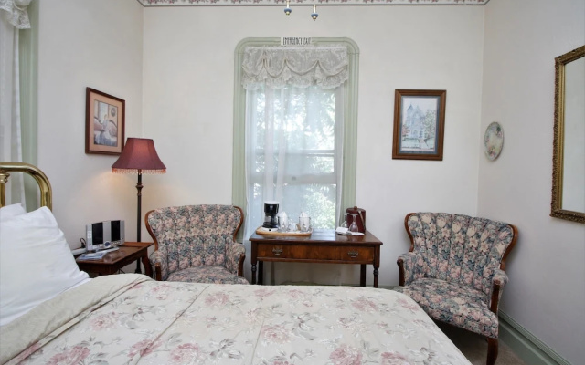 Bradford Place Inn & Gardens