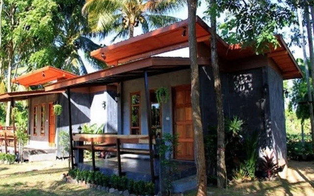 Dong Din Dang Fishing Resort