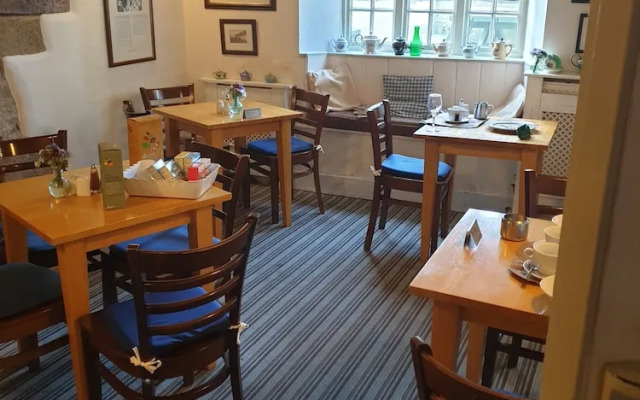 Drewe Arms Bunk Rooms