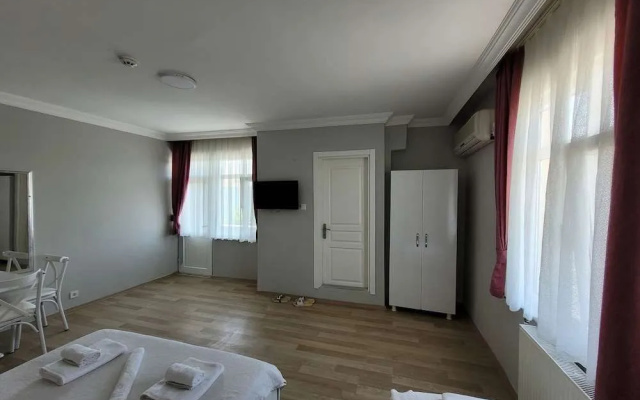 Gold İn Hotel