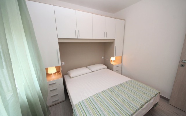 Rosolina Apartment With Parking