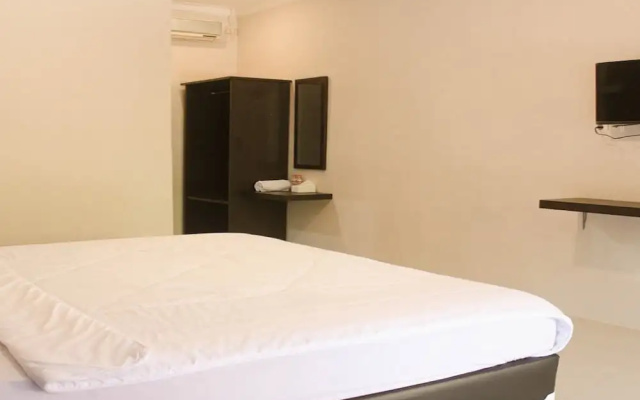 Capital O 2242 Hotel Rahayu