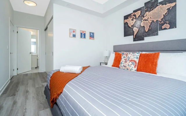 Modern High-rise 24th Floor Condo w Private Patio