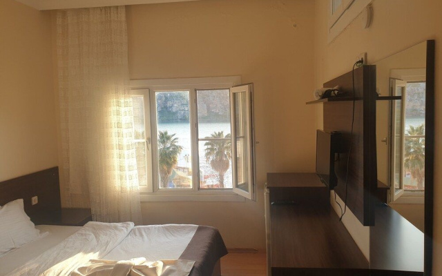 Rosa Otel