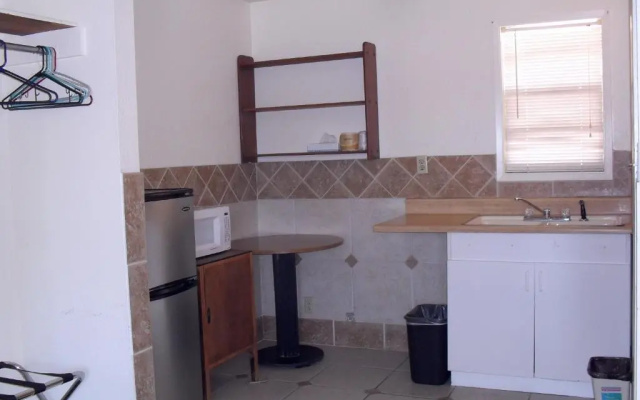 Budget Inn Boron