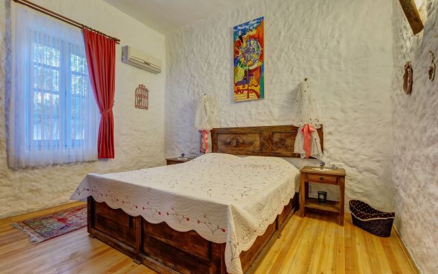 Lale Lodge Hotel Чешме комната для гостей