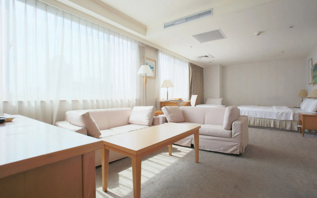 The Koos Hotel