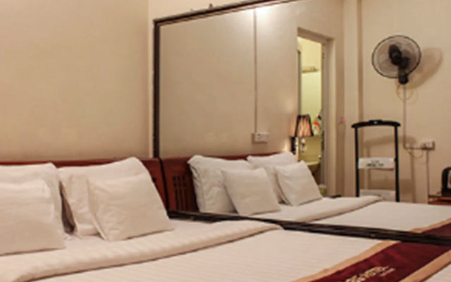 A25 Hotel - Doi Can 2